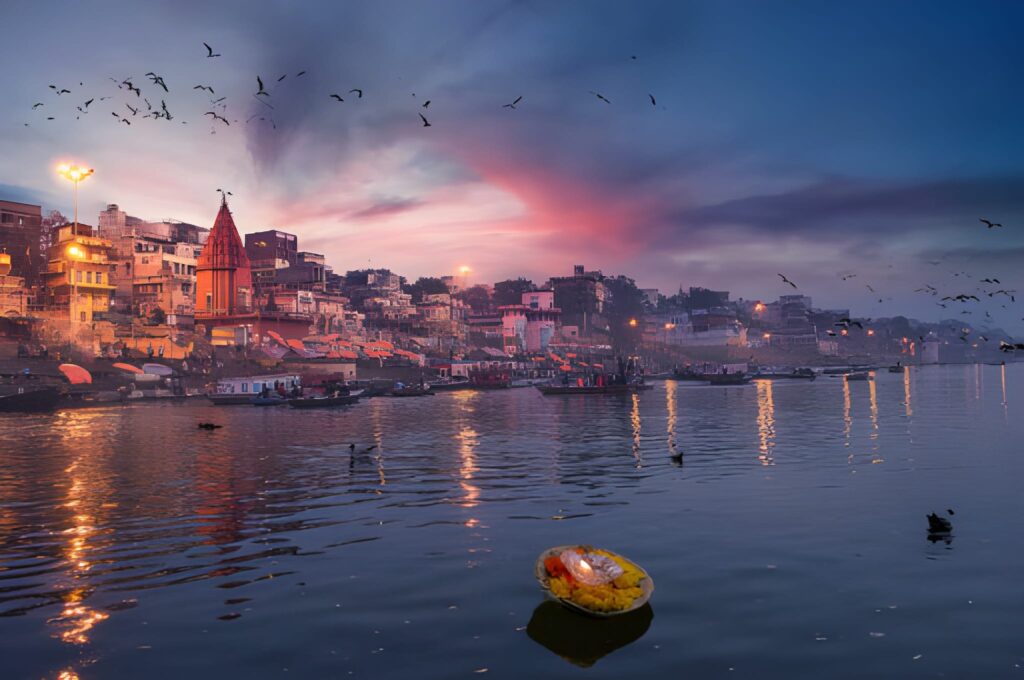 Varanasi, Uttar Pradesh – Dev Deepawali & Spiritual Vibes