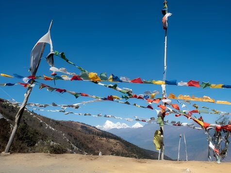 Chele La Pass: High-Altitude Himalayan Beauty