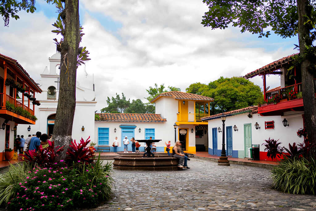 Medellín, Colombia: A Blend of Innovation & Tradition