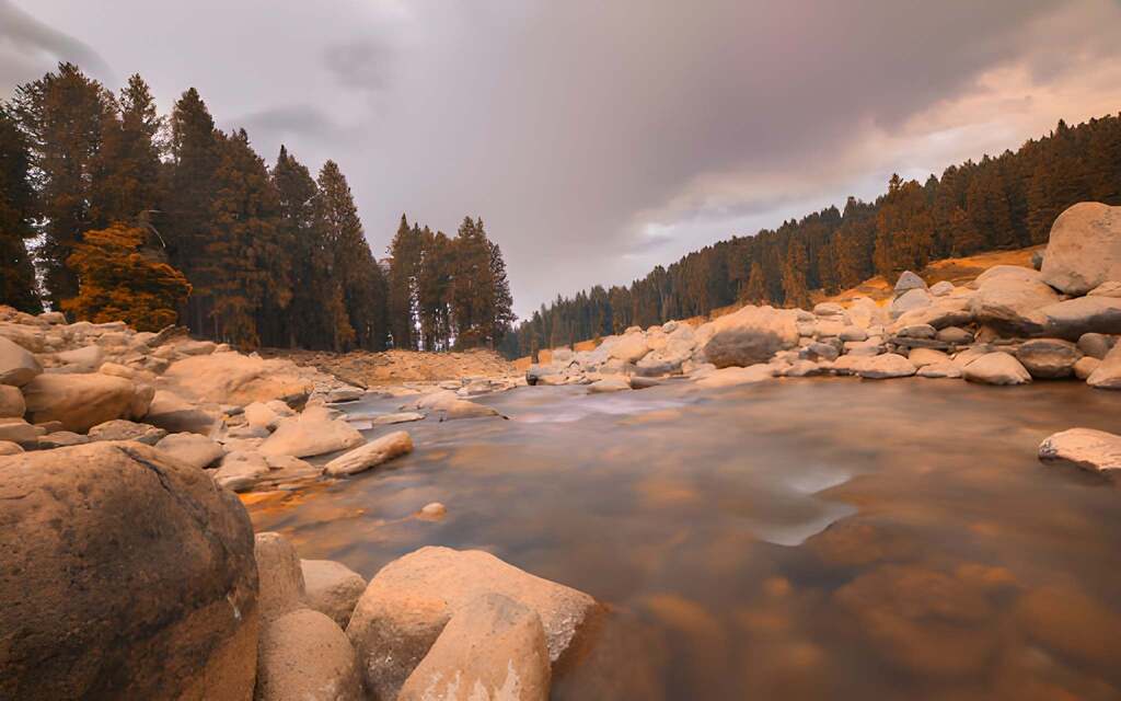 Doodhpathri: The Valley of Milk