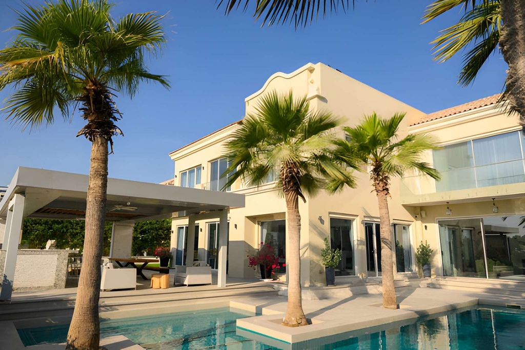 Private Villas