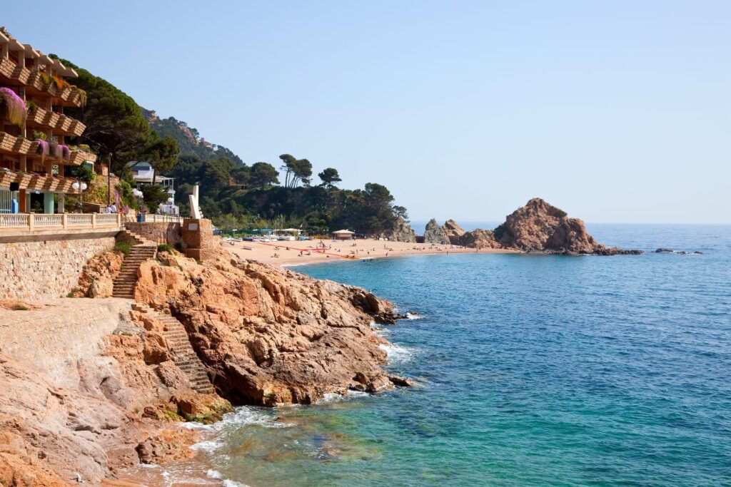 France coastal regions recommendations by All 4 Season France coastal regions recommendations by All 4 Season